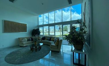 RENTA - Santa Fe Juriquilla, Penthouse con amenidades, terraza, 3 recámaras