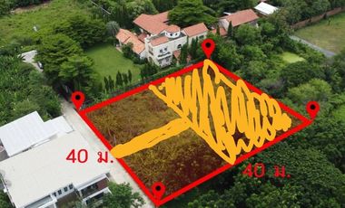 Land for sale in Krungthep Kreetha, Soi 8, Intersection 16, size 20 x 40 m., 210 sqw, selling price 90,000 baht per sqw. total 18.9 m.