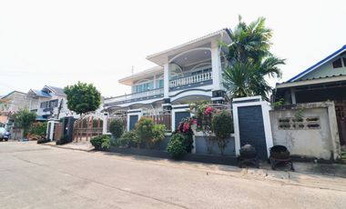 An Outstanding 4 BRM, 4 BATH, 2 Level Home For Sale In Mak Khaeng, Udon Thani, Thailand.