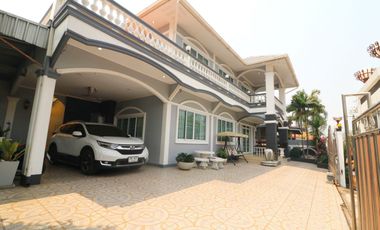 An Outstanding 4 BRM, 4 BATH, 2 Level Home For Sale In Mak Khaeng, Udon Thani, Thailand.