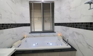 An Outstanding 4 BRM, 4 BATH, 2 Level Home For Sale In Mak Khaeng, Udon Thani, Thailand.