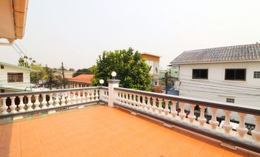 An Outstanding 4 BRM, 4 BATH, 2 Level Home For Sale In Mak Khaeng, Udon Thani, Thailand.
