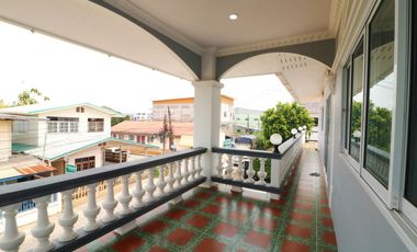 An Outstanding 4 BRM, 4 BATH, 2 Level Home For Sale In Mak Khaeng, Udon Thani, Thailand.
