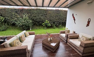 SE VENDE ESPECTACULAR CASA EN LA FLORIDA!