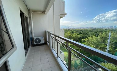 For Rent 2 Bedroom Unit with Parking Fairway Terraces Pasay near School and Airport