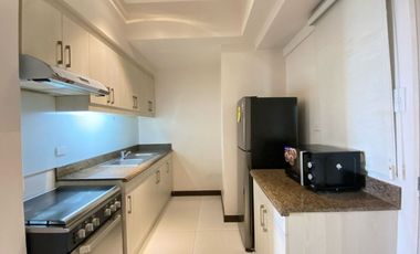 For Rent 2 Bedroom Unit with Parking Fairway Terraces Pasay near School and Airport