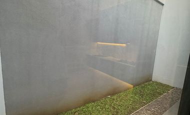 UNIT TERAKHIR !! RUMAH MINIMALIS MODERN SEMIFURNISH @ SETRADUTA BANDUNG