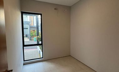 UNIT TERAKHIR !! RUMAH MINIMALIS MODERN SEMIFURNISH @ SETRADUTA BANDUNG