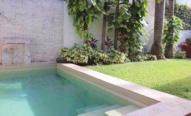 HERMOSA CASA EN RESIDENCIAL CUMBRES EN RENTA