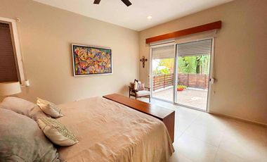HERMOSA CASA EN RESIDENCIAL CUMBRES EN RENTA