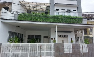 Dijual Cepat Rumah Tinggal 2 Lantai di Condet, Jakarta Timur