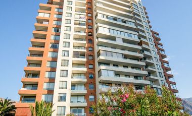 SE VENDE DEPARTAMENTO EN CONDOMINIO JARDINES DE HUAYQUIQUE.