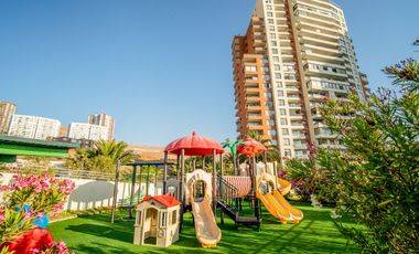 SE VENDE DEPARTAMENTO EN CONDOMINIO JARDINES DE HUAYQUIQUE.