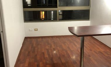 Oportunidad de Inversión, Vende Depto. 1 dormitorio 1 baño, con Bodega, Centro de Santiago.