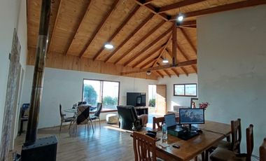 Se vende casa sólida 110 m2, terreno 2500 m2, en Comunidad , entorno campestre