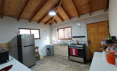 Se vende casa sólida 110 m2, terreno 2500 m2, en Comunidad , entorno campestre