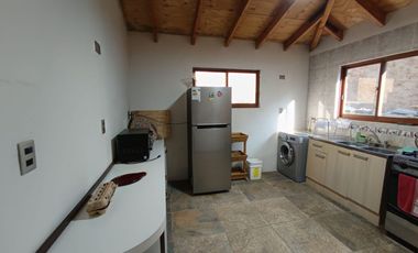 Se vende casa sólida 110 m2, terreno 2500 m2, en Comunidad , entorno campestre