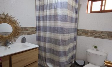 Se vende casa sólida 110 m2, terreno 2500 m2, en Comunidad , entorno campestre