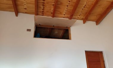 Se vende casa sólida 110 m2, terreno 2500 m2, en Comunidad , entorno campestre