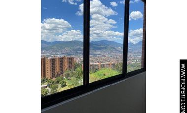 Apartamento en Arriendo Sector Loma del Escobero - Envigado