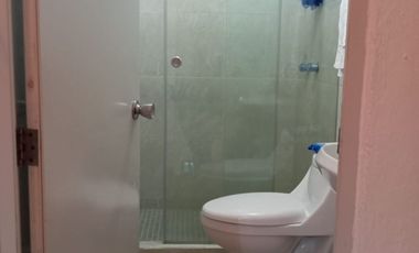 SE VENDE HERMOSA CASA EN LOS MOLINOS