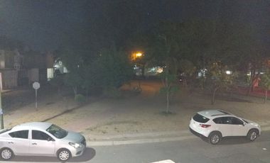 SE VENDE HERMOSA CASA EN LOS MOLINOS