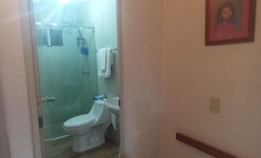 SE VENDE HERMOSA CASA EN LOS MOLINOS