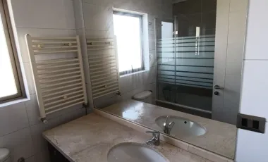 Venta Departamento 3 Dormitorios 4 Baños Pieza De Servicio