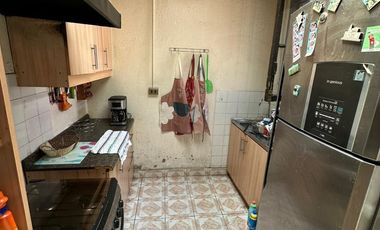 CASA EN VENTA  Santiago sur, cerca de metro ñuble