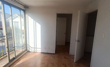 Se arrienda con comprosimo de compra casa 81 m2, sólida, en condominio cerrado, Renca