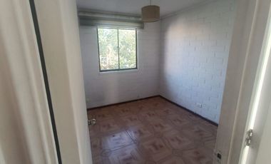 Se arrienda con comprosimo de compra casa 81 m2, sólida, en condominio cerrado, Renca
