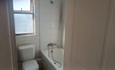 Se arrienda con comprosimo de compra casa 81 m2, sólida, en condominio cerrado, Renca