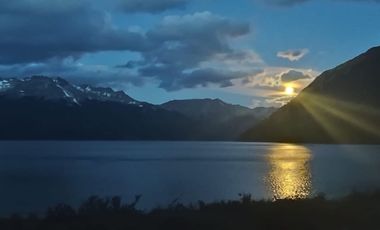 VENDO 2800 HECTAREAS EN LAGO BRAVO, COMUNA DE COYHAIQUE, REGIÓN DE AYSEN DEL GENERAL CARLOS IBAÑEZ DEL CAMPO