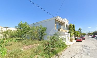 VENTA DE CASA GRANDE EN LINARES, COL. VICTORIA, MATAMOROS, TAMAULIPAS