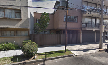 REMATO CASA EN LA COLONIA IRRIGACIÓN, MIGUEL HIDALGO, CDMX