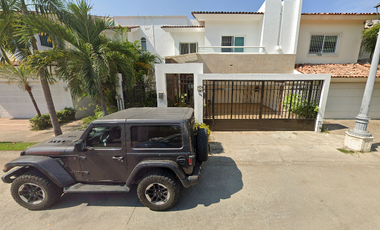 VENTA DE CASA EN PUERTO VALLARTA JALISCO COL. FLUVIAL VALLARTA