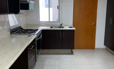 CASA EN RENTA EN VILLA MAGNA PRIMERA SECCION