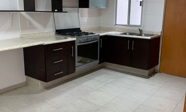 CASA EN RENTA EN VILLA MAGNA PRIMERA SECCION
