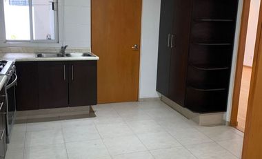 CASA EN RENTA EN VILLA MAGNA PRIMERA SECCION