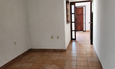 CASA EN RENTA, FRACC EL BOSQUE, ATRAS DE LA PROCU, TUXTLA GTZ, CHIAPAS