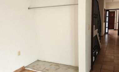 CASA EN RENTA, FRACC EL BOSQUE, ATRAS DE LA PROCU, TUXTLA GTZ, CHIAPAS