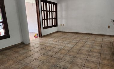 CASA EN RENTA, FRACC EL BOSQUE, ATRAS DE LA PROCU, TUXTLA GTZ, CHIAPAS