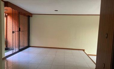 4 RECAMARAS, CERCA DE MIRAMONTES Y TAXQUEÑA, JARDÍN, EN EXCELENTE ESTADO