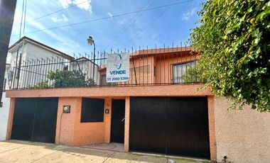 4 RECAMARAS, CERCA DE MIRAMONTES Y TAXQUEÑA, JARDÍN, EN EXCELENTE ESTADO