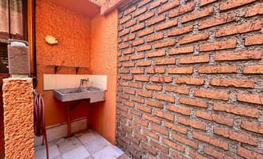 4 RECAMARAS, CERCA DE MIRAMONTES Y TAXQUEÑA, JARDÍN, EN EXCELENTE ESTADO