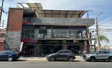 Local en Renta en el Corazon de Loma Dorada
