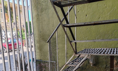 Casa para remodelar en venta en el oriente de Guadalajara a una cuadra del Parque de la Solidaridad