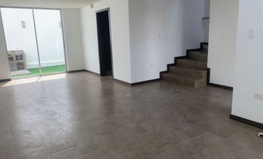 Casa en renta – Valle de Los Chillos, Armenia Dos