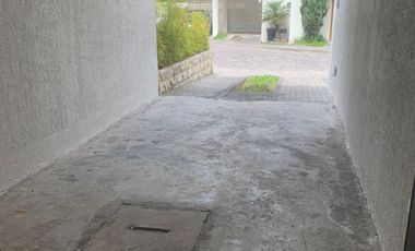 Casa en renta – Valle de Los Chillos, Armenia Dos