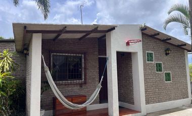 casa de venta en manta sector el aromo